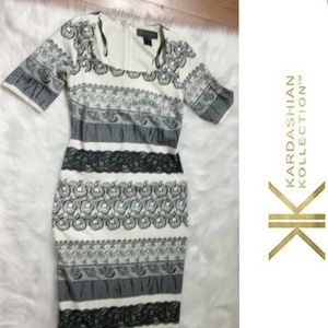 Kardashian Kollection body con Lace Print SZ L